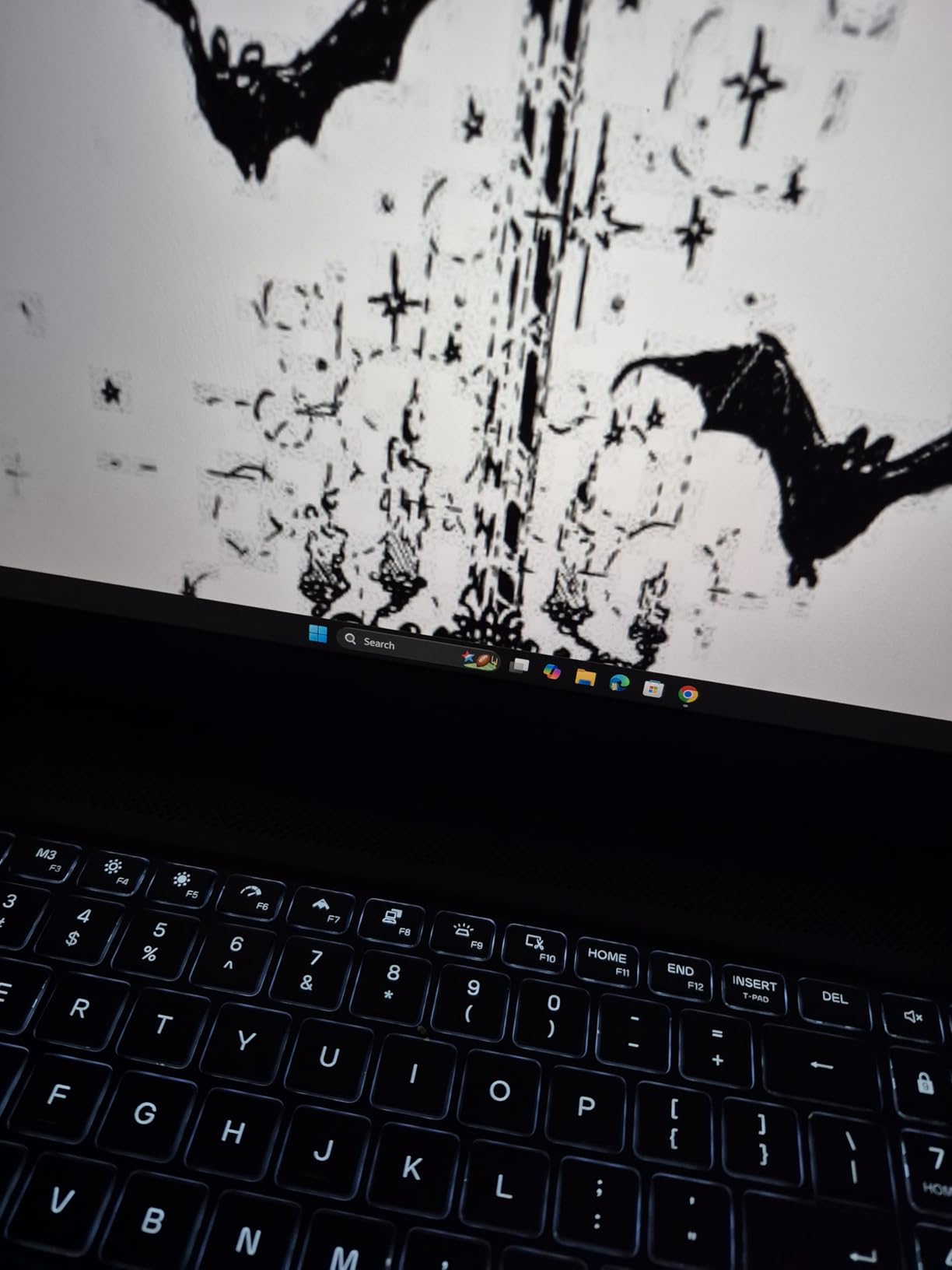 Alienware 16 Aurora Gaming Laptop, NVIDIA RTX 5060, Intel Core 7 240H customer photo 2