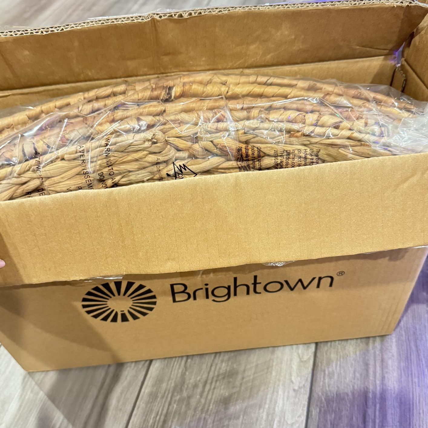Brightown 24 Inch Pre-Lit Christmas Wreaths for Front Door, 50LED customer photo 1