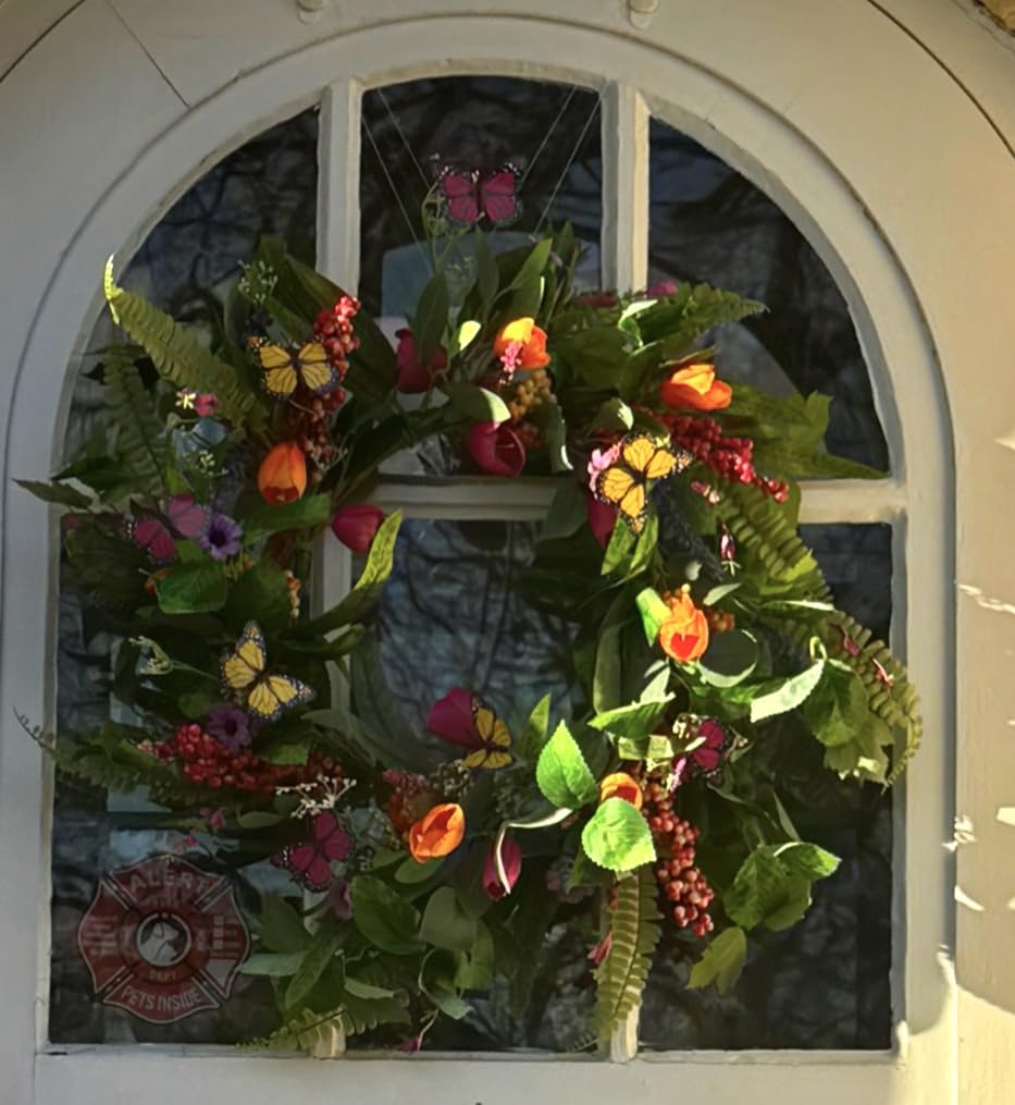 22’’ Artificial Christmas Wreath for Front Door with Red Balls Candy Canes Pine Needles Red Berries Pine Cones Christmas Decorations for Winter Wall Outdoor Home Holiday Xmas Decor customer photo 1