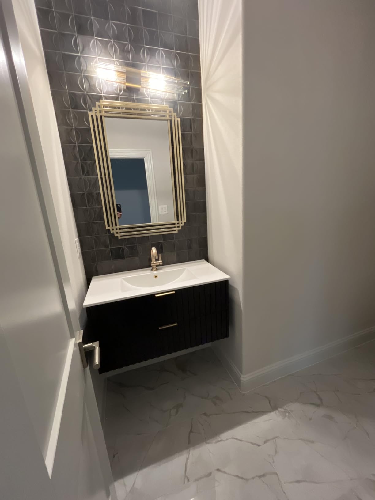 ONBRILL 36 Inch Bathroom Vanity with Ceramic Sink, Floating Green Vanity customer photo 2