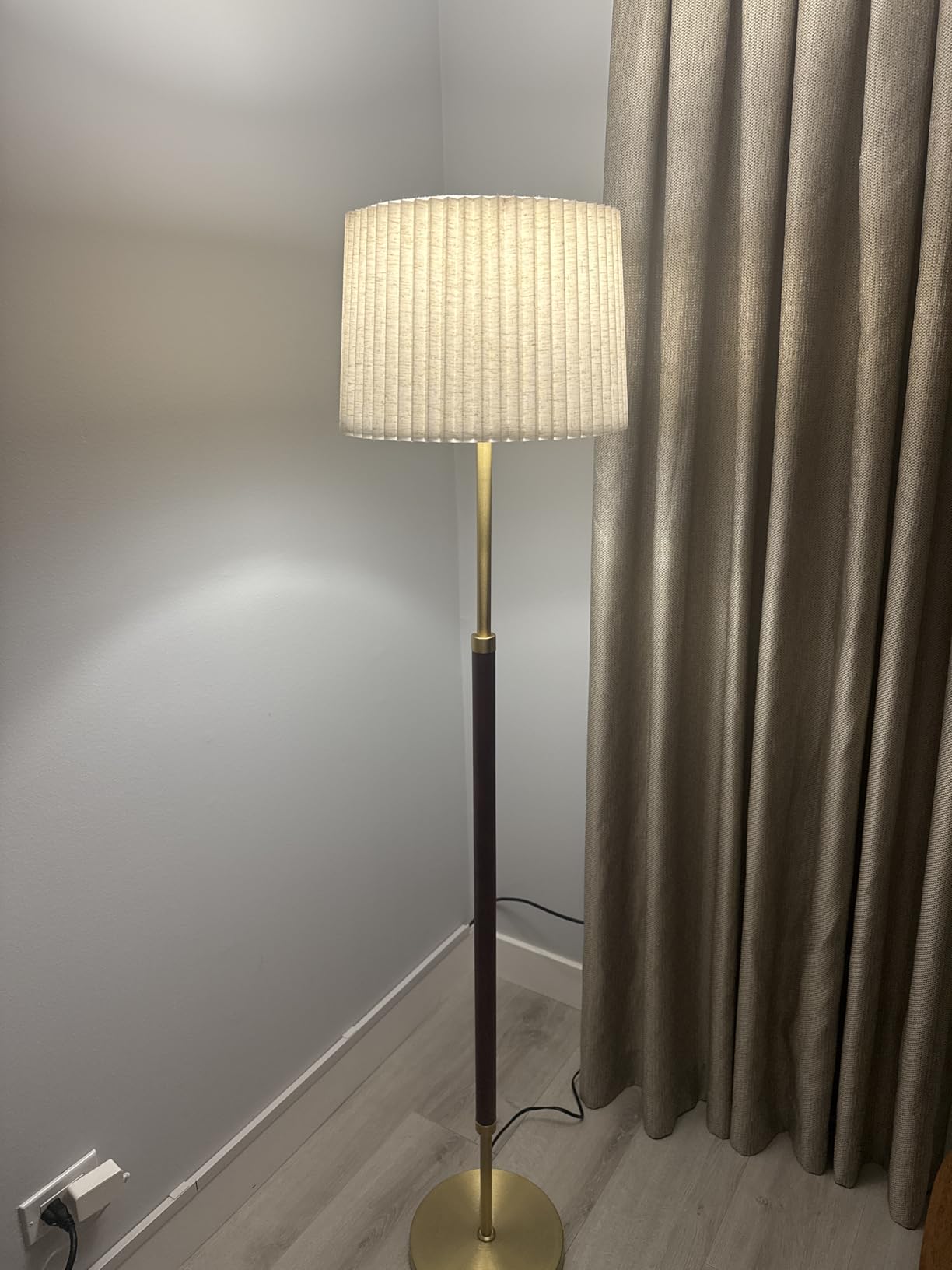 JOOFO Mid Century Modern Wood Floor Lamp with Remote, Dimmable Tall Lamp | Two Shade Styles, Solid Wood & Metal Design, 3 Color Temperatures, For Living Room, Bedroom & Reading Nook, LED Bulb Included customer photo 1