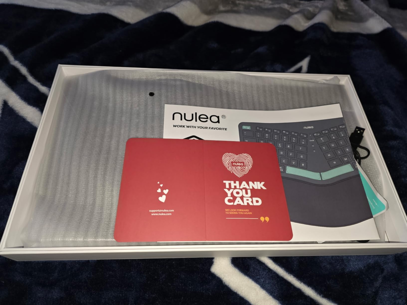 Nulea Ergonomic Split Keyboard Wireless Cushioned Wrist Rest Rechargeable customer photo 1