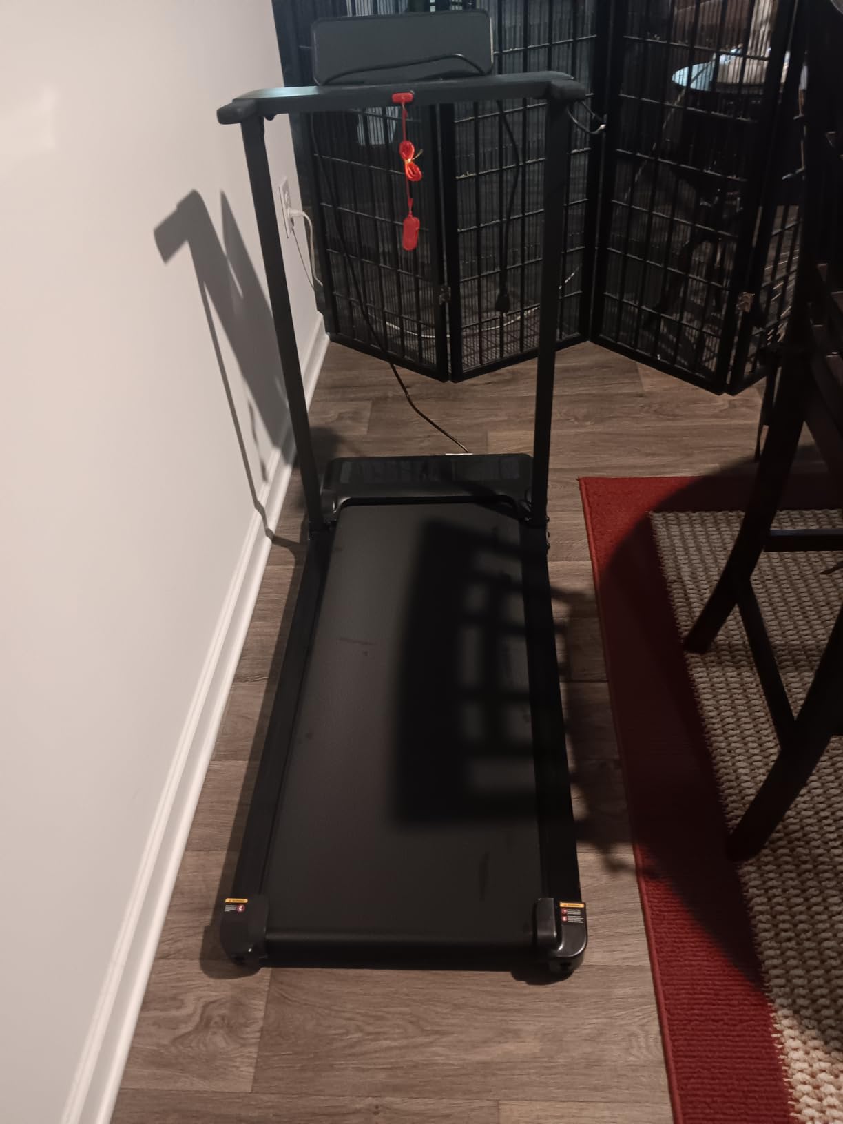 Walking Pad Treadmill with Handle Bar and Incline, 3.5HP Portable Mini Treadmills with Handles for Exercising, 0.6-10MPH Compact Walking Treadmills for Home Small, 400LB Capacity customer photo 1