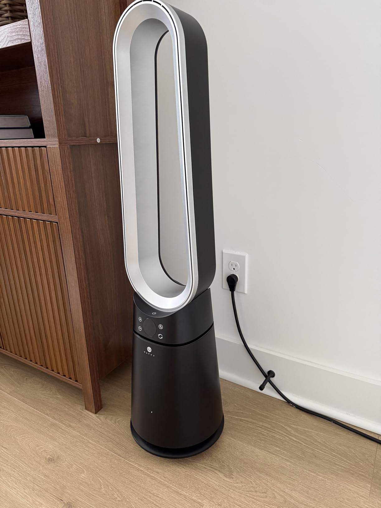 ULTTY Bladeless Tower Fan for Bedroom, 20 Speeds 3 Modes, Standing Fan with Remote, 8H Timer, 38