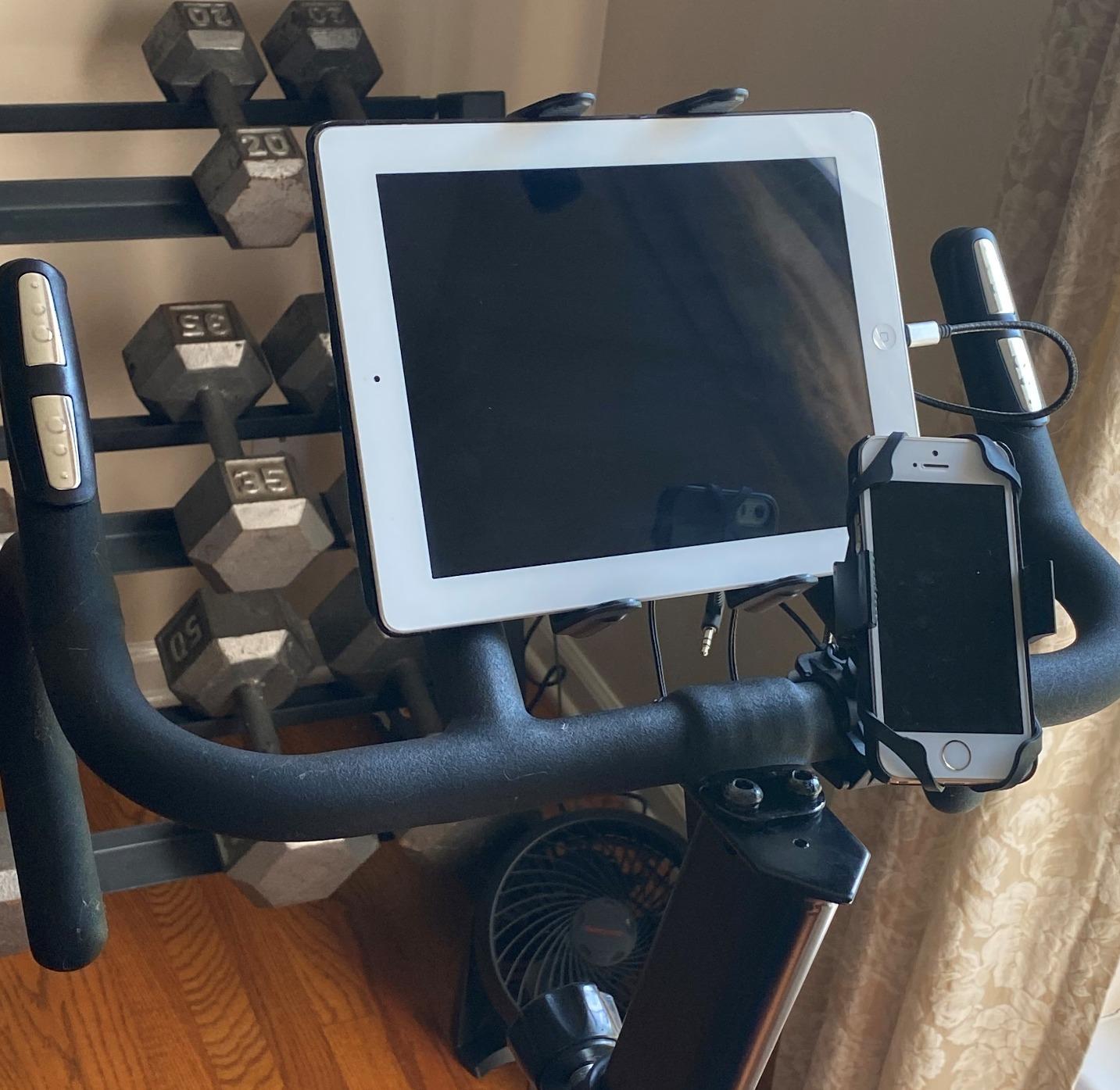 DMASUN Exercise Bike, Silent Magnetic Resistance Stationary Bike for Home with 330 LBS Capacity, Pedals with Anti-loosening Nuts, Indoor Bike with Comfortable Seat Cushion, Digital Display with Tablet Holder customer photo 2