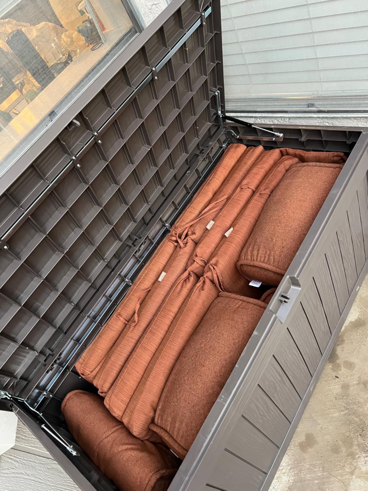 Flamaker 50 Gallon Deck Box, Package Delivery Storage Box for Outside customer photo 2