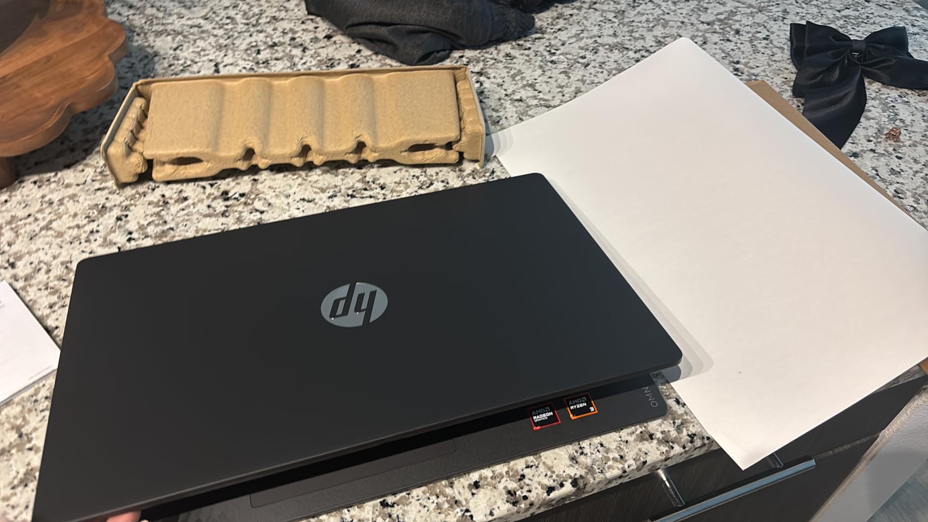 HP OmniBook 3 17.3