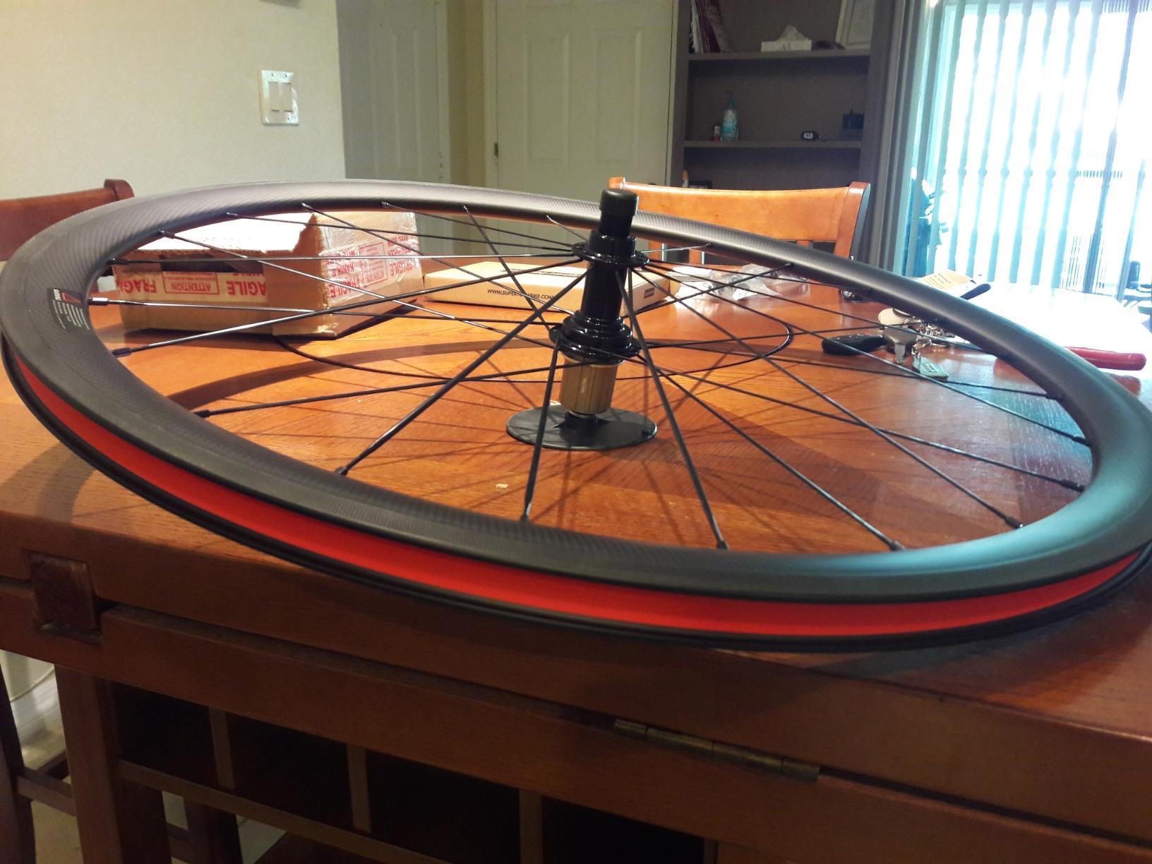 SunRise Bike 1 Pair of Road Bike Carbon 700C Clincher Wheelset Super Light Bicycle Wheels 38mm Depth (fit for Shiman0 Cassette) customer photo 2