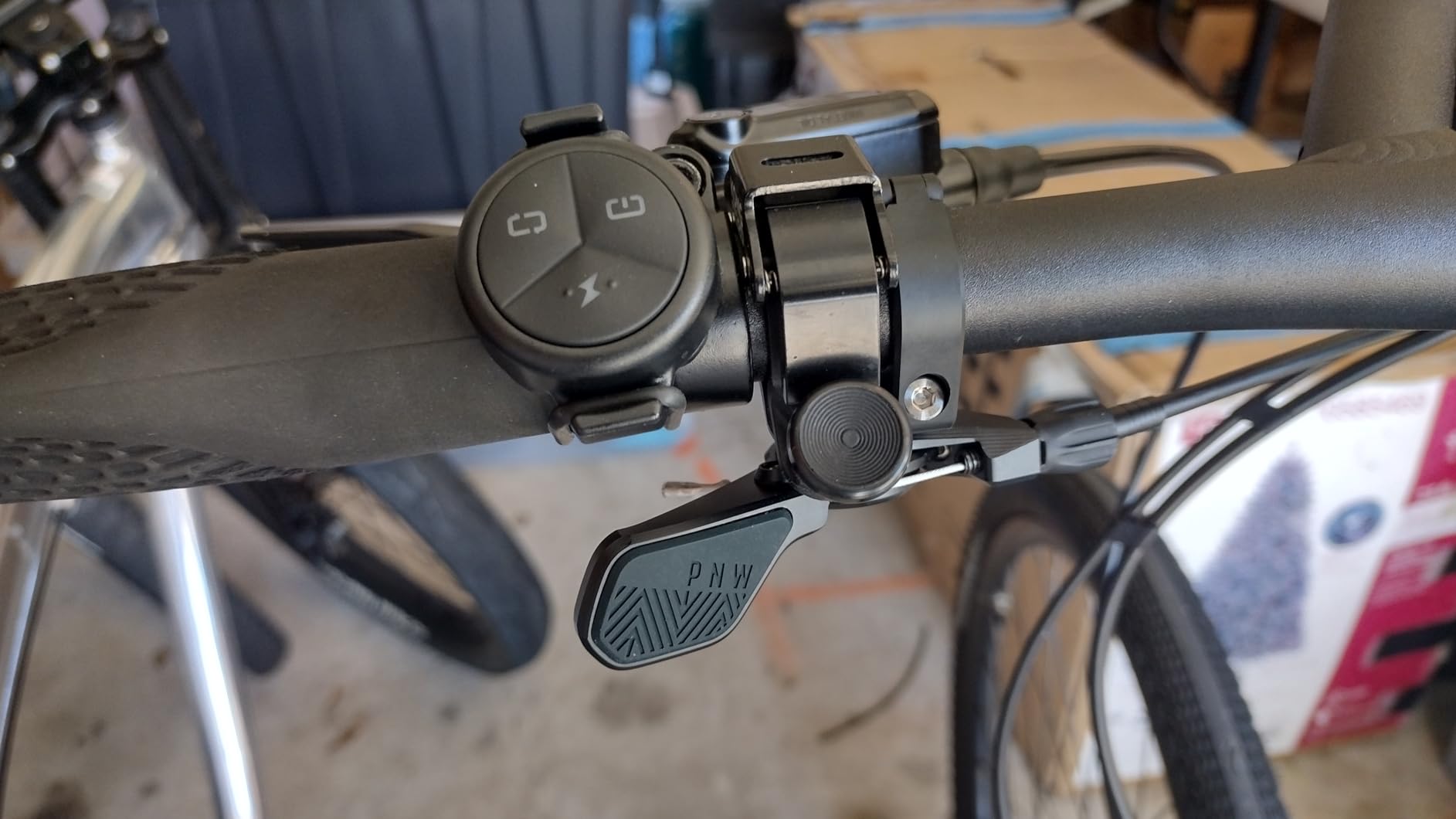 PNW Components Coast Suspension Dropper Post – Adjustable Air Suspension Seatpost customer photo 2