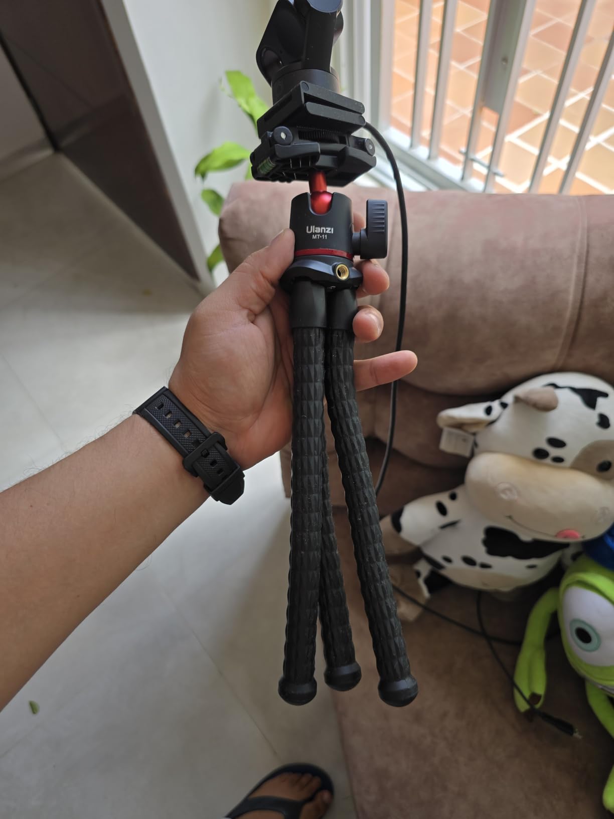 ULANZI Camera Tripod, Mini Flexible Phone Stand w Hidden Phone Holder customer photo 2