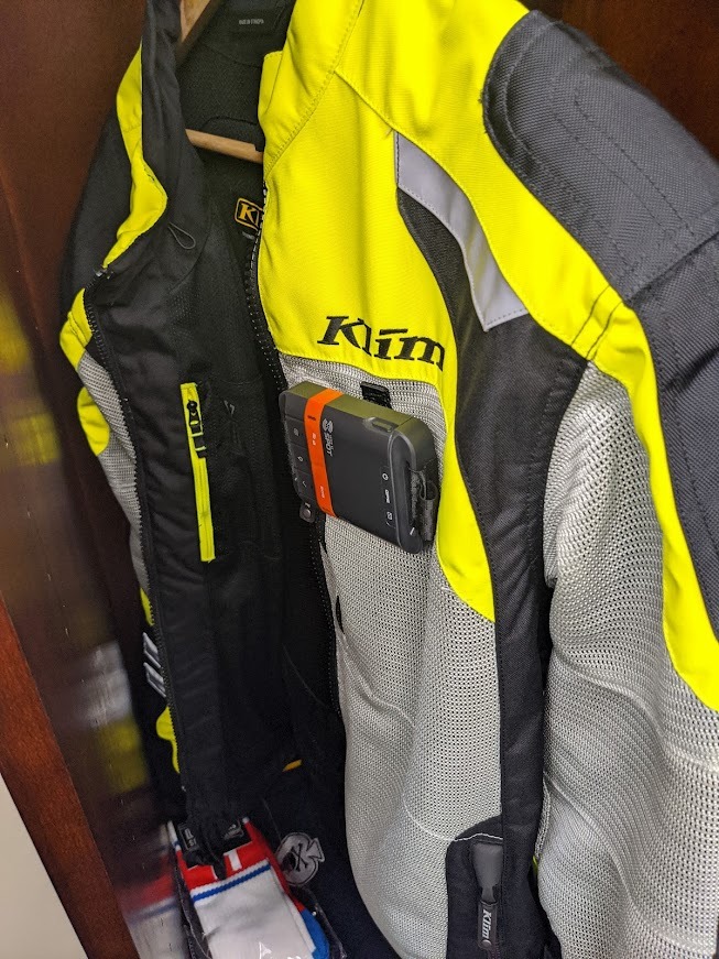 Spot Gen 4 Satellite GPS Messenger customer photo 1