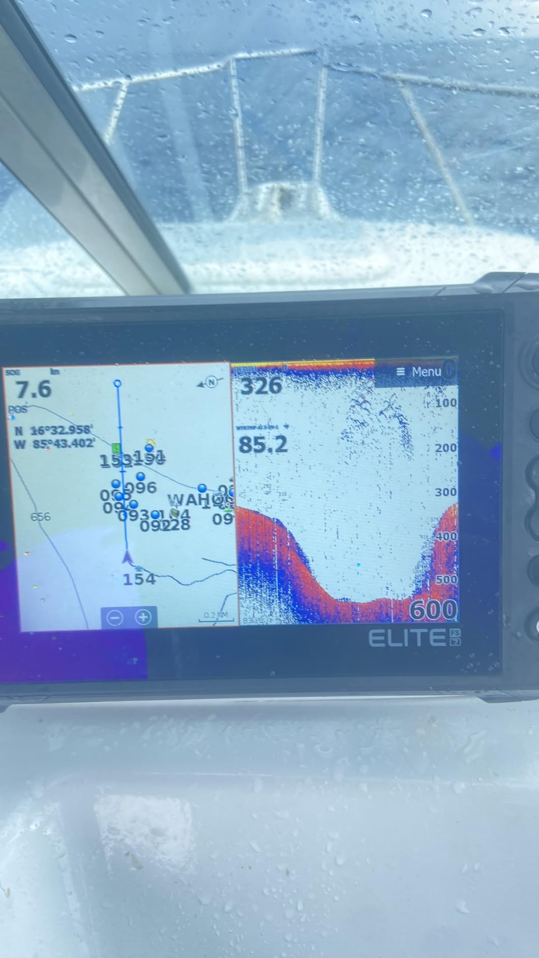 Lowrance Elite FS Fish Finder/Chartplotter, 7-12 Inch, C-MAP Charts customer photo 2