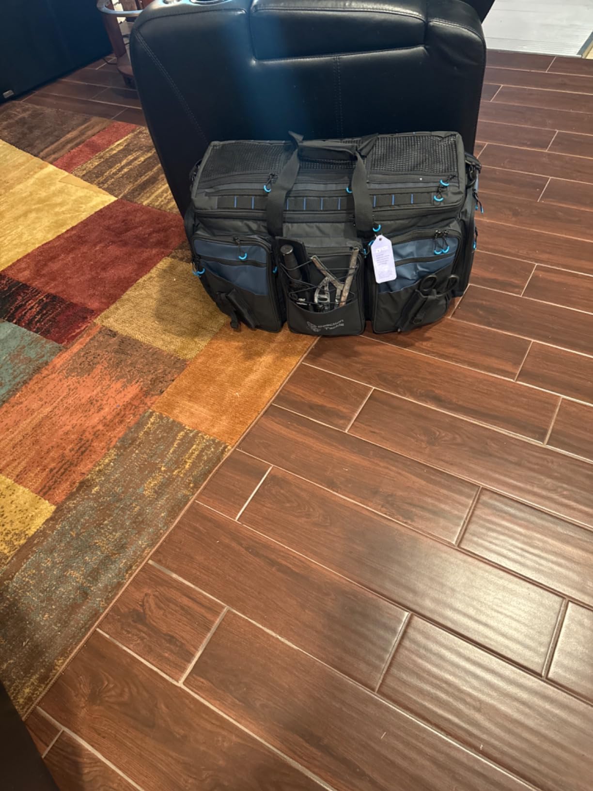 Reaction Tackle Saltwater Fishing Tackle Bags, Water Resistant 1000D PVC Tackle Box Bag with Removable Dividers, Fits 3600 and 3700 Trays, XL customer photo 1