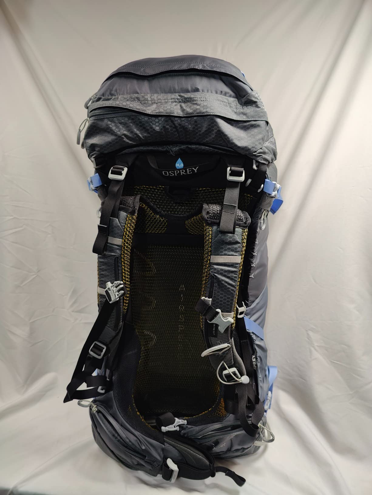 Osprey Aura AG 65L Women's Backpacking Backpack, Red WM-L customer photo 1