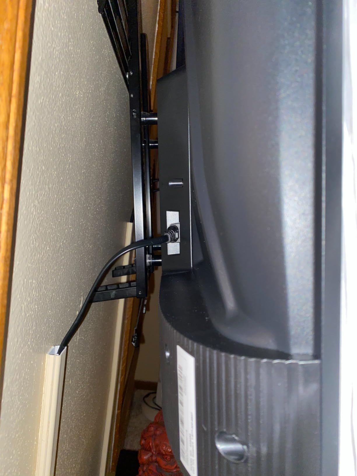 TCL 85