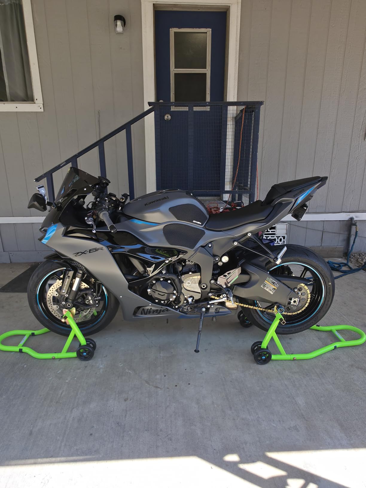 MOTO4U Motorcycle Front & Rear Stand, Front Rear Combo Stand Universal Wheel Lift Stand Swingarm Spool Lift Stand Paddock Stand (Red Wheel) customer photo 1