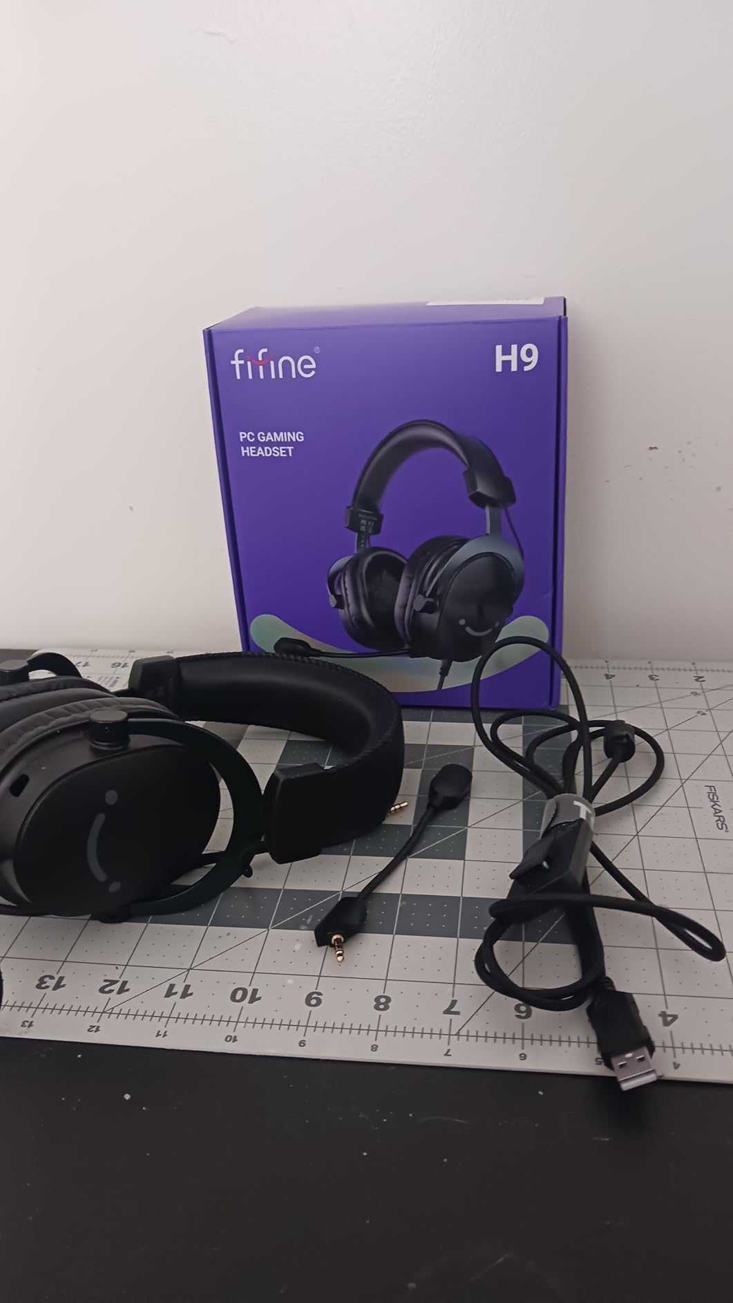 FIFINE H9 Wired Gaming Headset with Microphone, 3.5mm and USB Connectivity customer photo 1