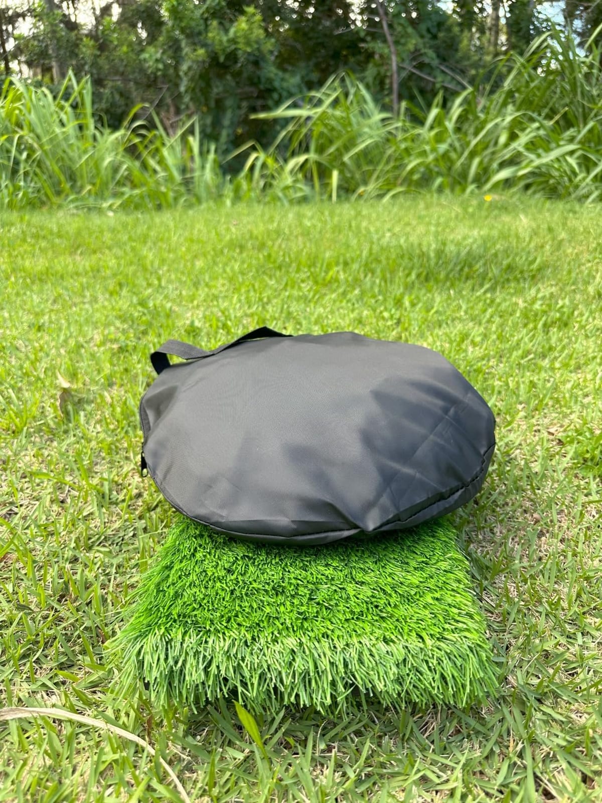 Professinoal Golf Chipping Net with Golf Hitting Mat,12 Practice Foam Balls and 2 Pixing Pins, for Indoor and Outdoor Target Chipping Training customer photo 2