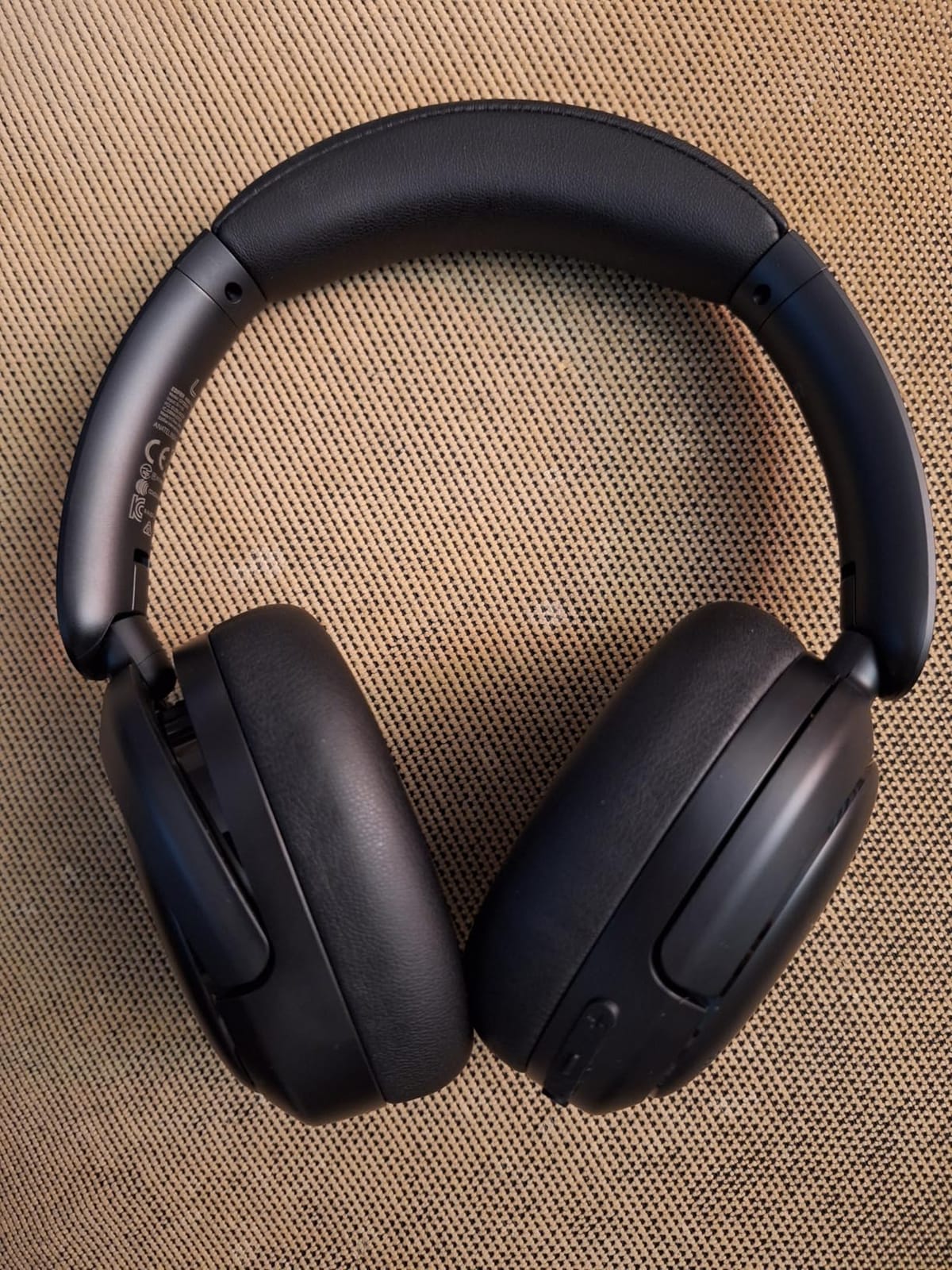 Edifier W800BT Pro Hybrid Active Noise Cancelling Headphones - Hi-Res Audio - AI Call Noise Cancellation - 45H Playtime - Fast Charging - Foldable - Wireless Over-Ear Bluetooth 5.4 Headphones - Black customer photo 1