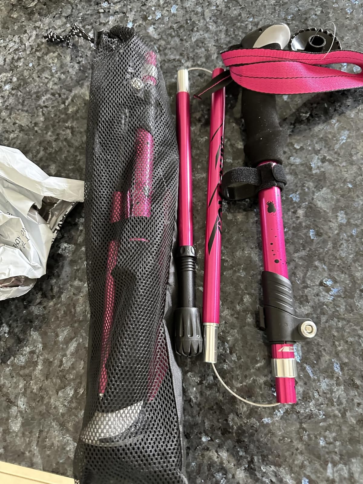 covacure Hiking Poles, 7075 Aluminum Tri-fold, Adjustable Height, 2PCS customer photo 2