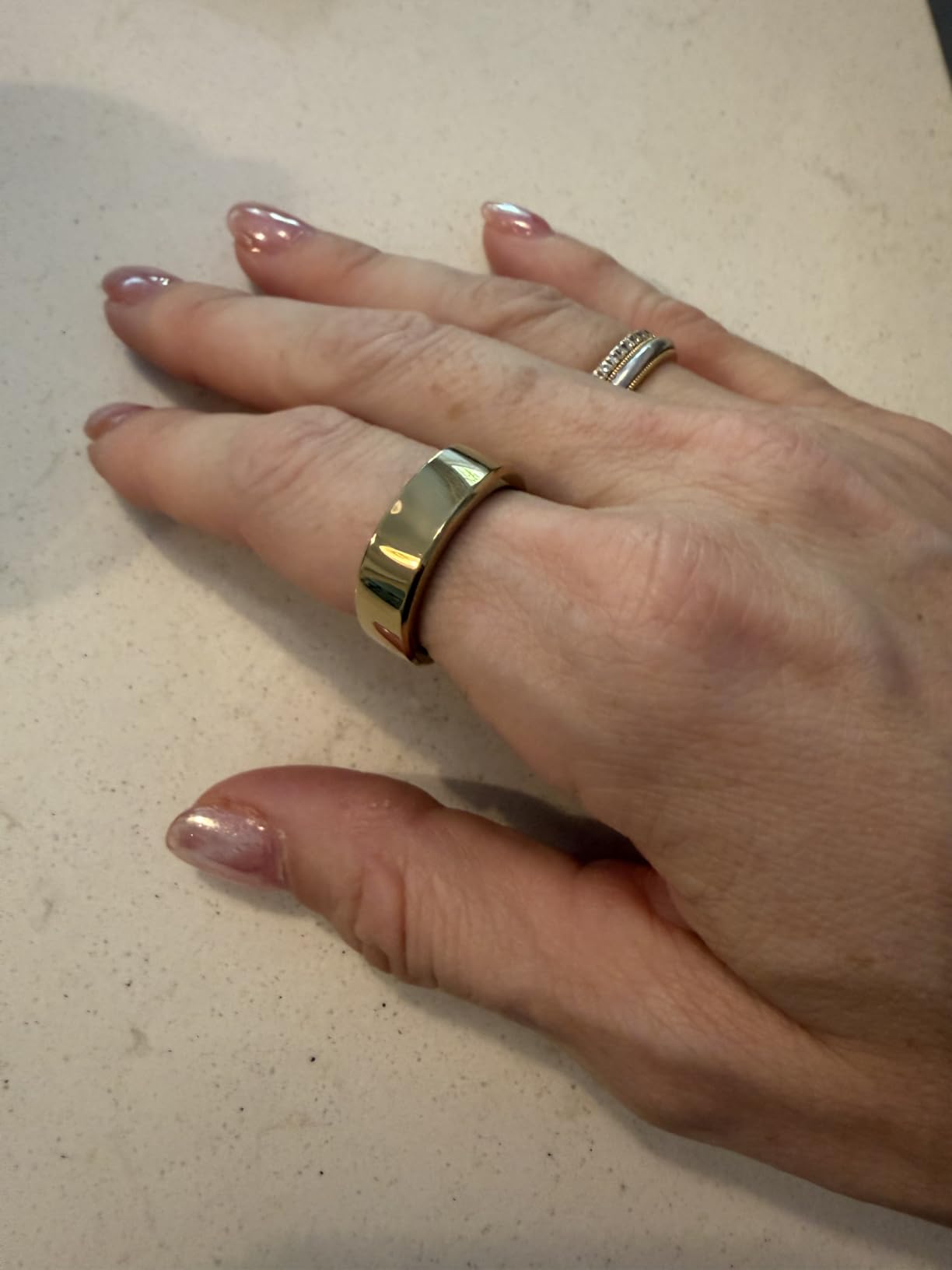 RingConn Gen 3 Smart Ring - Vascular Trends(Size 7, Royal Gold) customer photo 2